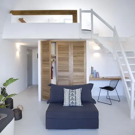 June Twenty Karterados (Santorini)