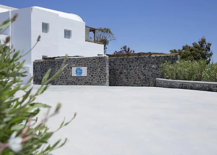 Couette-café June Twenty Karterados (Santorini)