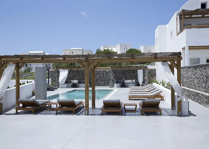 June Twenty Bed & Breakfast 4*