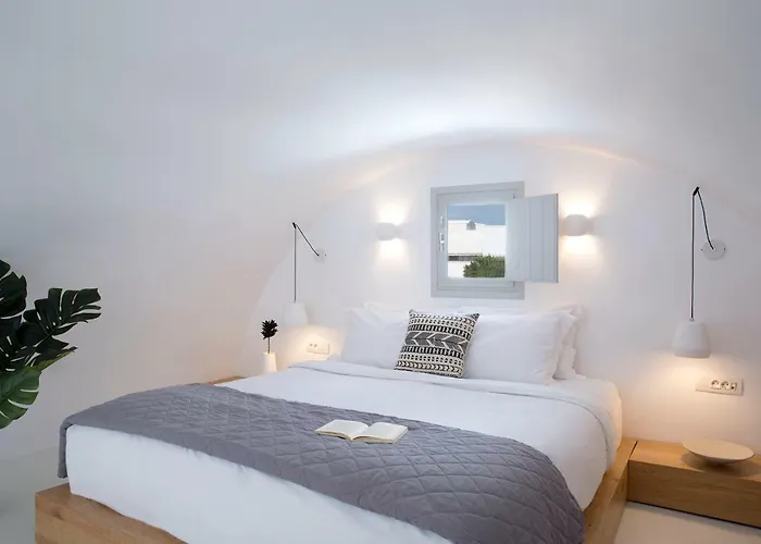 June Twenty Bed & Breakfast 4*