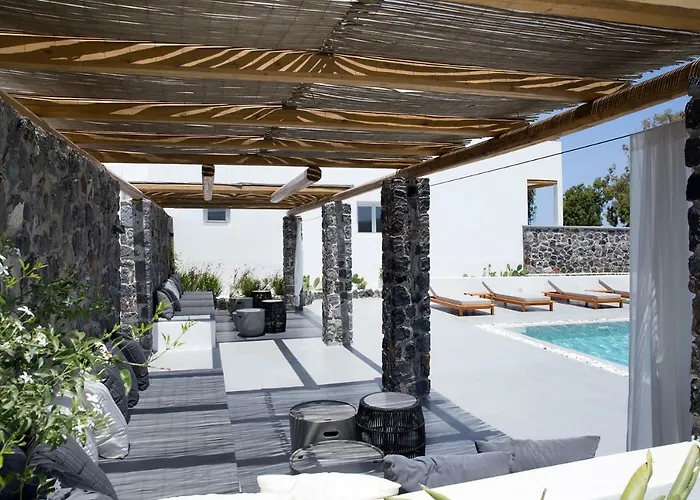 June Twenty Karterados (Santorini)